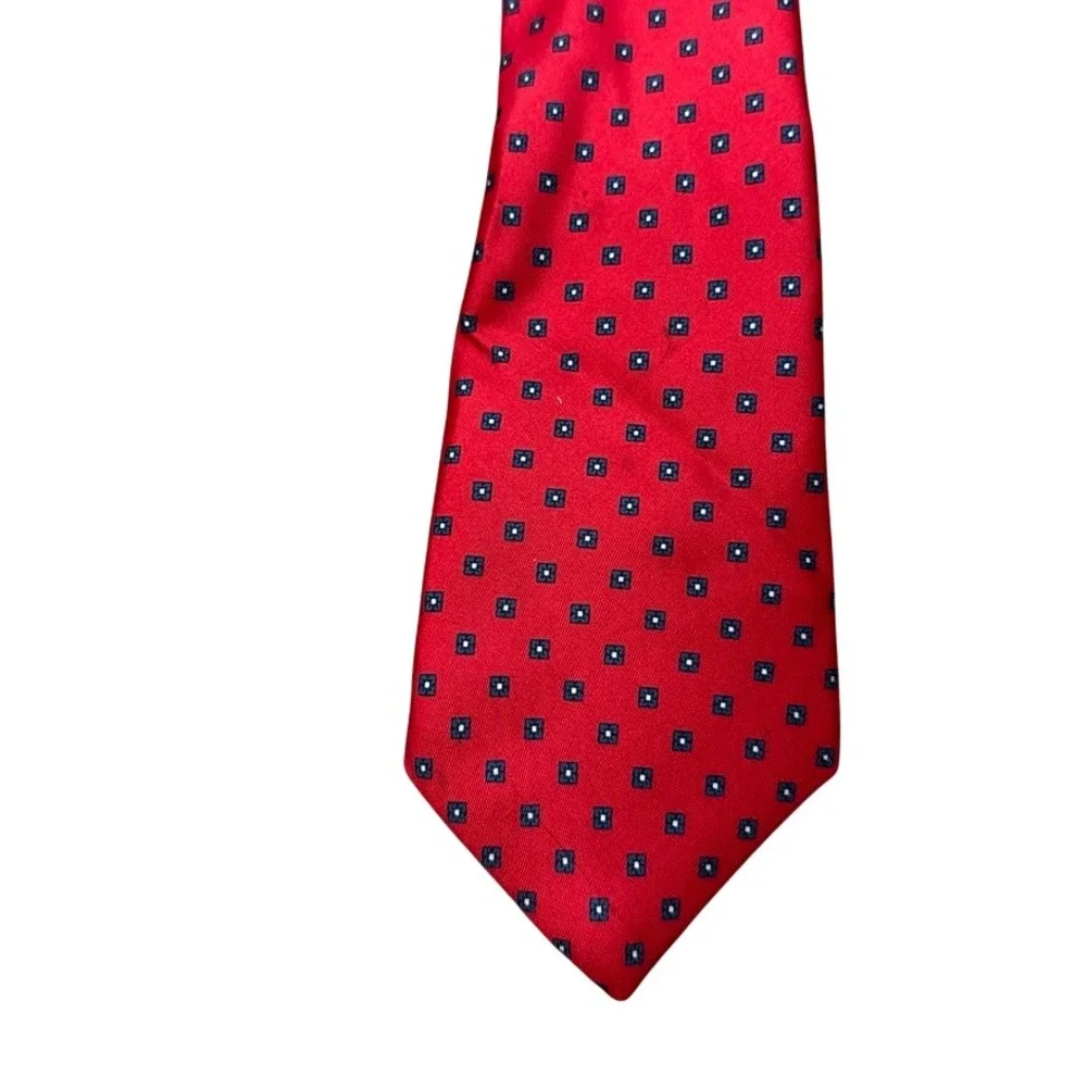 Pure Silk Made in Italy Mens Necktie Red Navy Geometric Square Pattern RN 36974